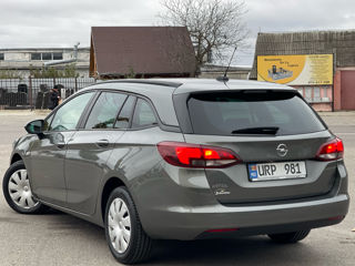 Opel Astra foto 2