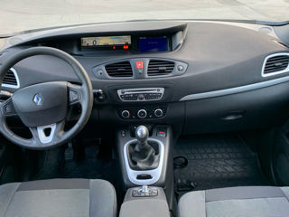 Renault Scenic foto 8