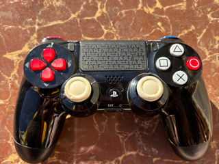 PS4 controller