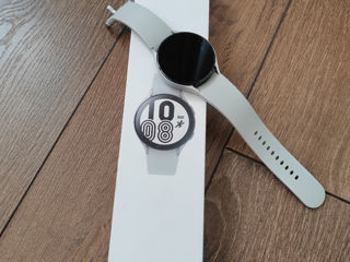Samsung Watch 4  R870