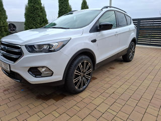 Ford Escape foto 9