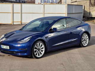 Tesla Model 3 foto 6