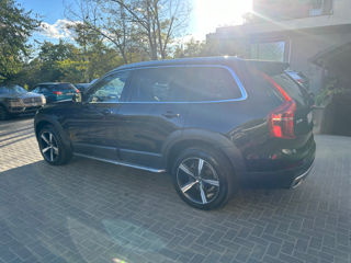 Volvo XC90 foto 2