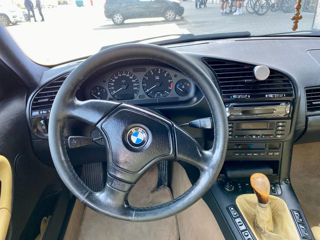 BMW 3 Series foto 6