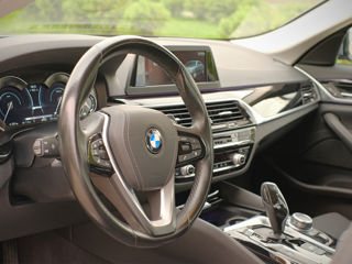 BMW 5 Series foto 7