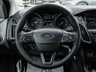 Ford Focus foto 10