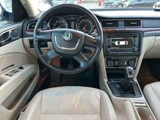 Skoda Superb foto 9