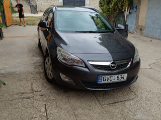 Opel Astra foto 1