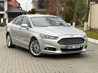 Ford Fusion foto 3