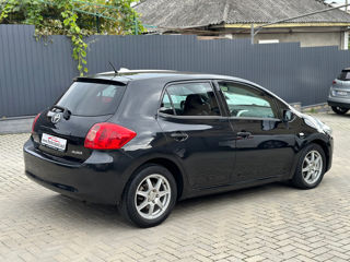 Toyota Auris foto 3