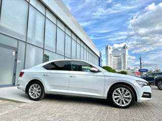 Skoda Superb foto 8