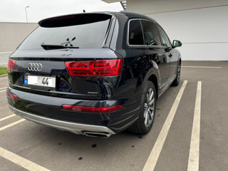 Audi Q7 foto 6