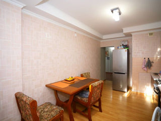 Apartament cu 2 camere, 63 m², Telecentru, Chișinău foto 4