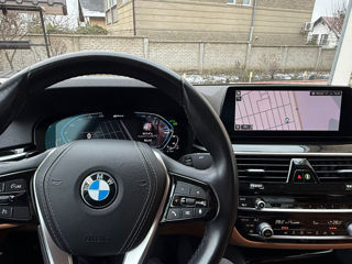 BMW 5 Series foto 11