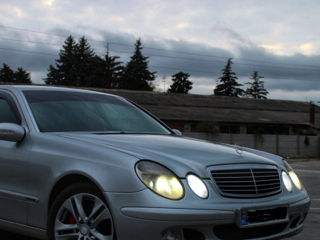 Mercedes E-Class foto 5