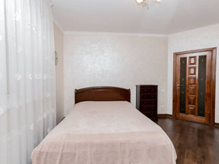 Apartament cu 2 camere, 78 m², Botanica, Chișinău foto 9