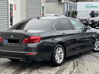 BMW 5 Series foto 4