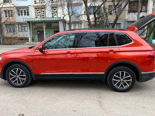 Volkswagen Tiguan foto 1