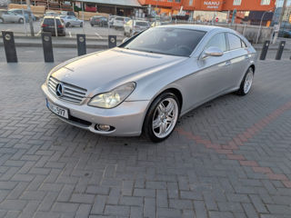 Mercedes CLS-Class foto 0