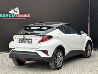 Toyota C-HR foto 4