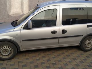 Opel Combo foto 2