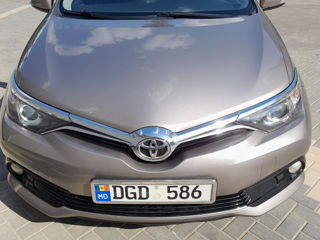 Toyota Auris foto 9