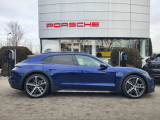 Porsche Taycan foto 7