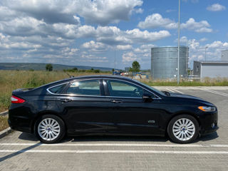 Ford Fusion foto 3