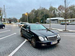 Mercedes E-Class foto 9