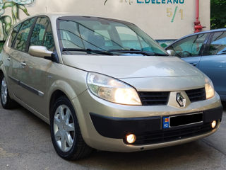 Renault Grand Scenic foto 3