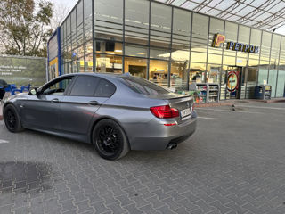 BMW 5 Series foto 3