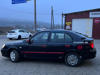 Hyundai Accent foto 7