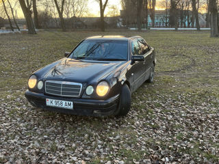 Mercedes E-Class