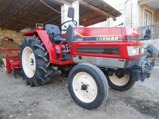 Vand Tractor Japonez ianmar f 255  26 CP  4X2  cu freza recent importat foto 3