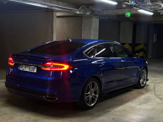 Ford Fusion foto 6