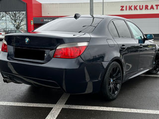 BMW 5 Series foto 3