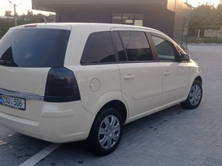 Opel Zafira foto 3