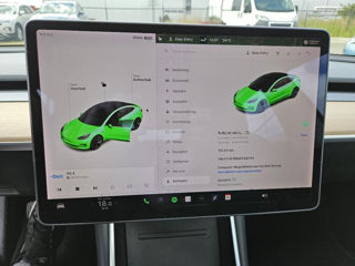 Tesla Model 3 foto 6