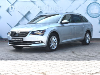 Skoda Superb foto 1