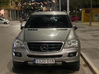 Mercedes M-Class foto 6