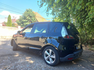 Renault Scenic foto 2