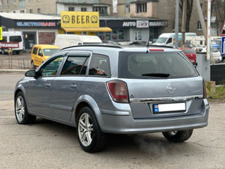 Opel Astra foto 4