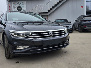 Volkswagen Passat foto 3