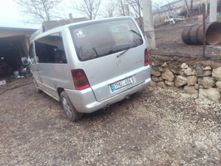 Mercedes Vito foto 2