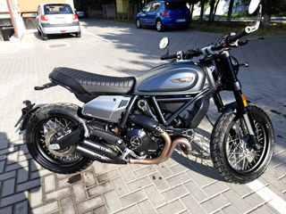 Ducati Scrambler foto 1