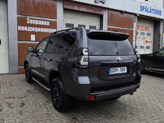 Toyota Land Cruiser Prado foto 8