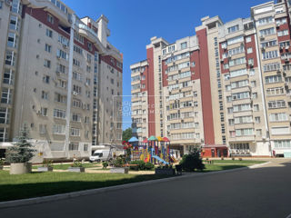 Apartament cu 3 camere, 113 m², Centru, Chișinău foto 19