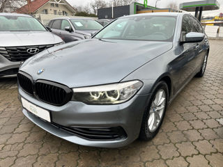 BMW 5 Series foto 3