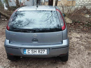 Opel Corsa foto 3