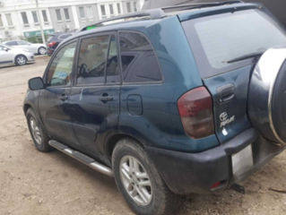 Toyota Rav 4 foto 2